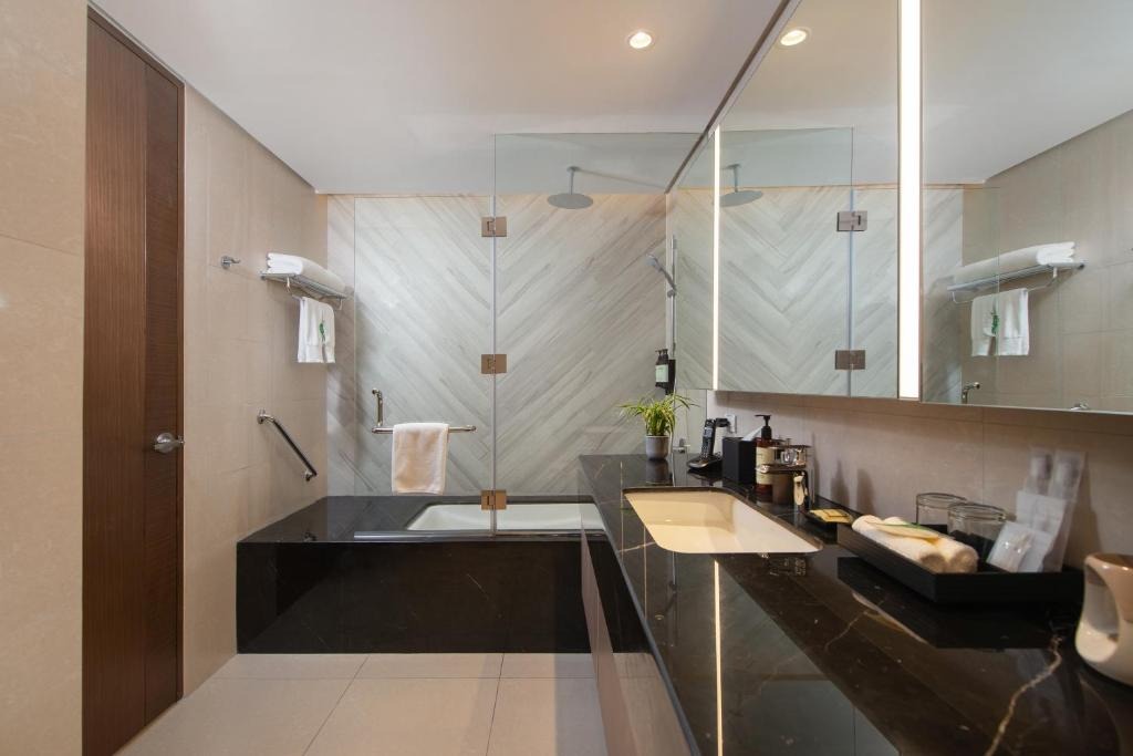 هتل سامرست سنترال